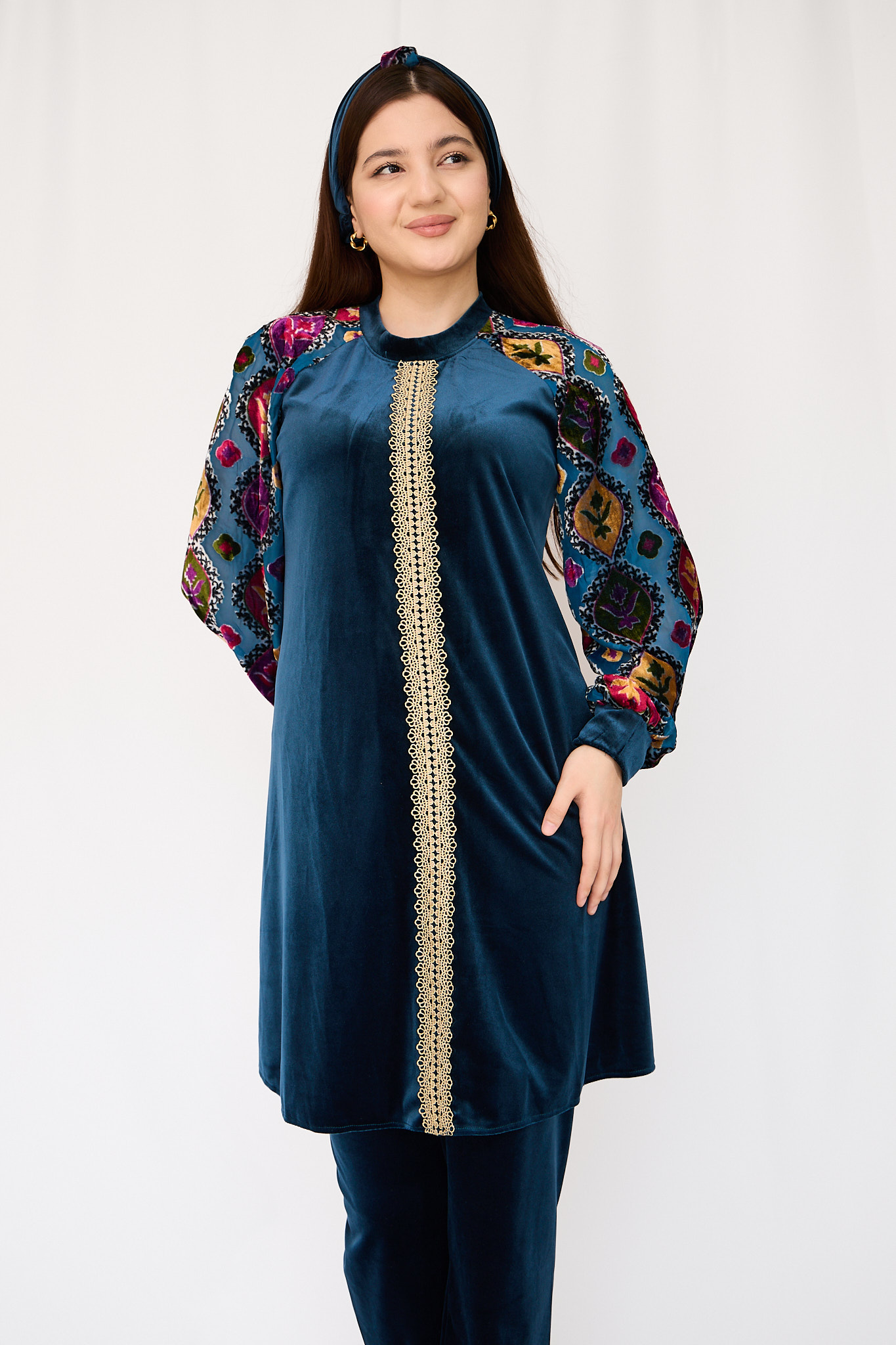 Gulbadan — to'q firuza 2