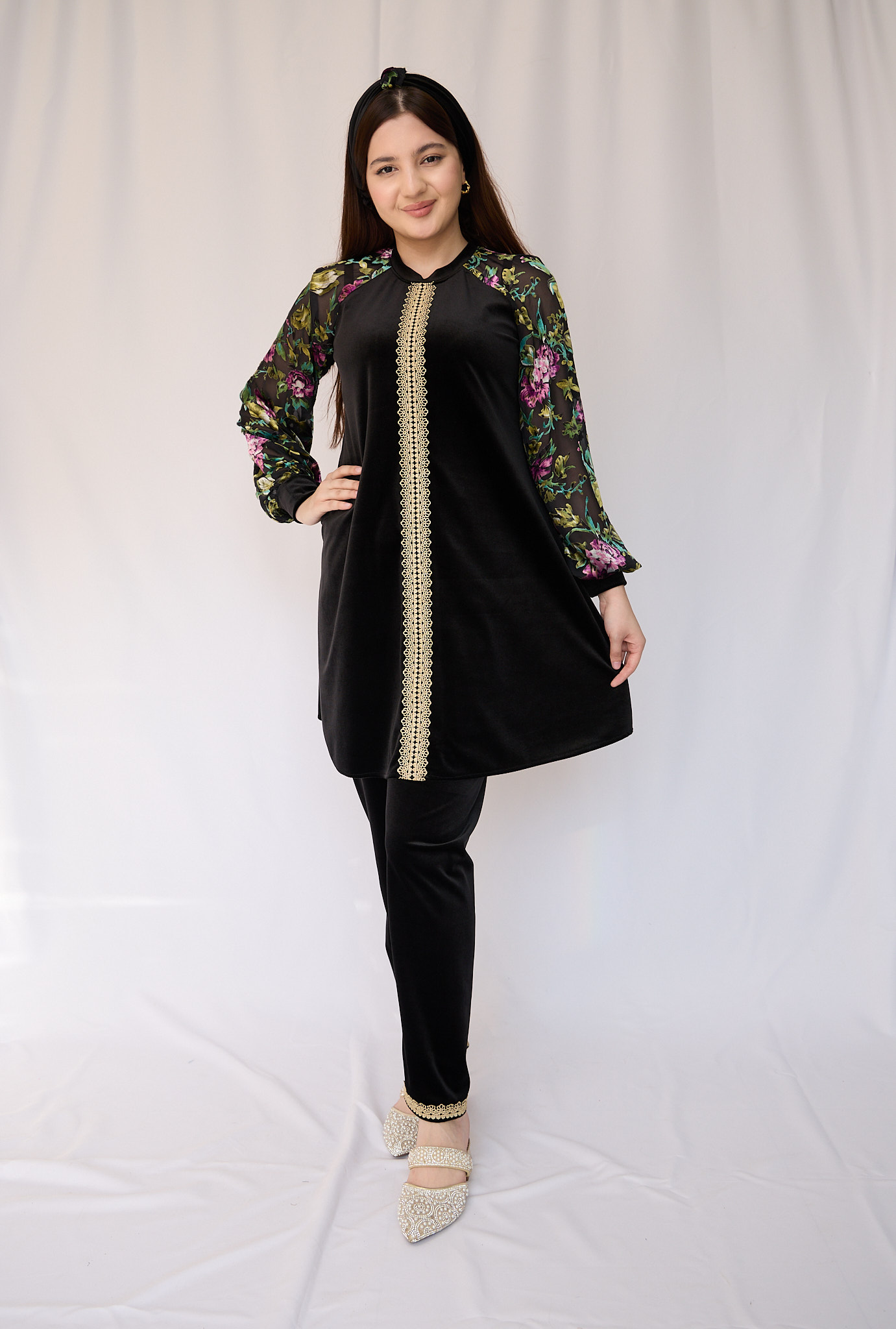 Gulbadan — qora (gulli yeng)