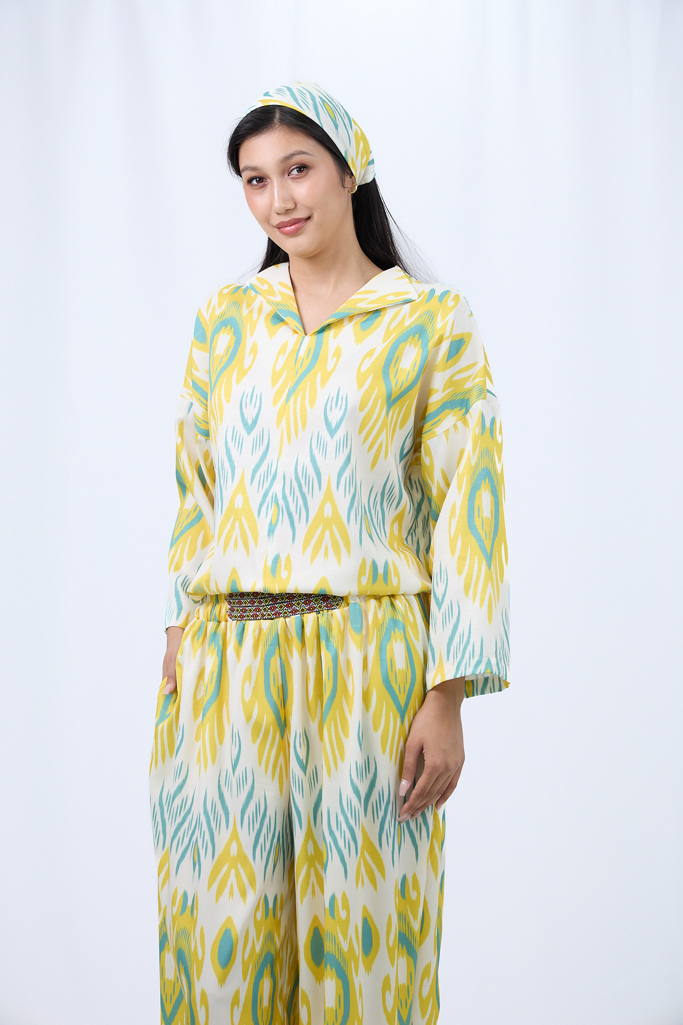 Buxoro — sariq-firuza 2