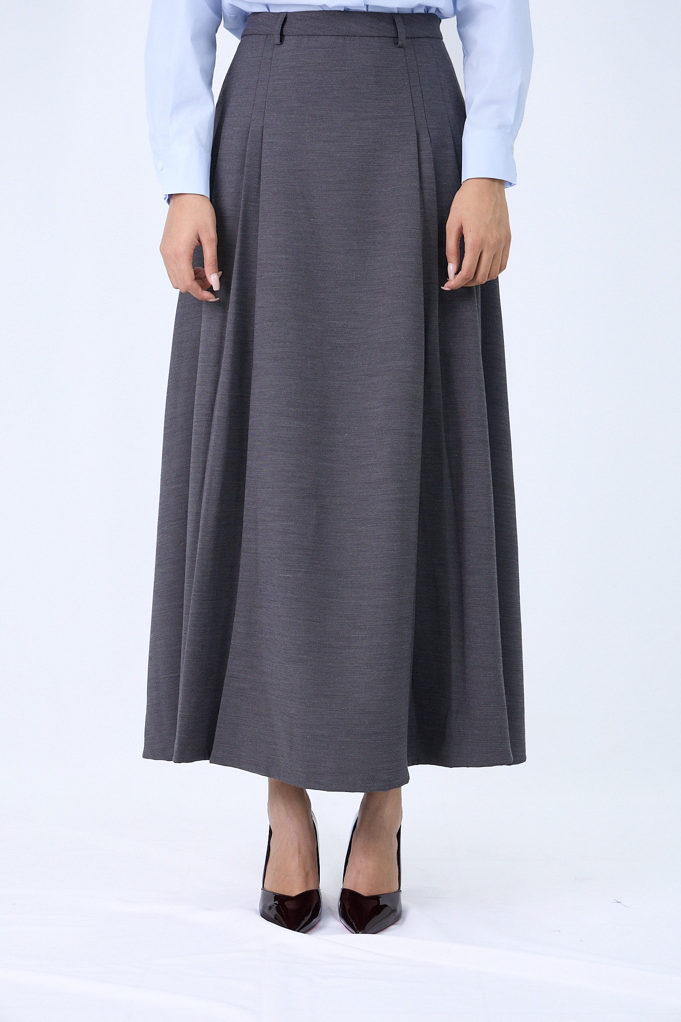 Nilufar — to'q kulrang 2